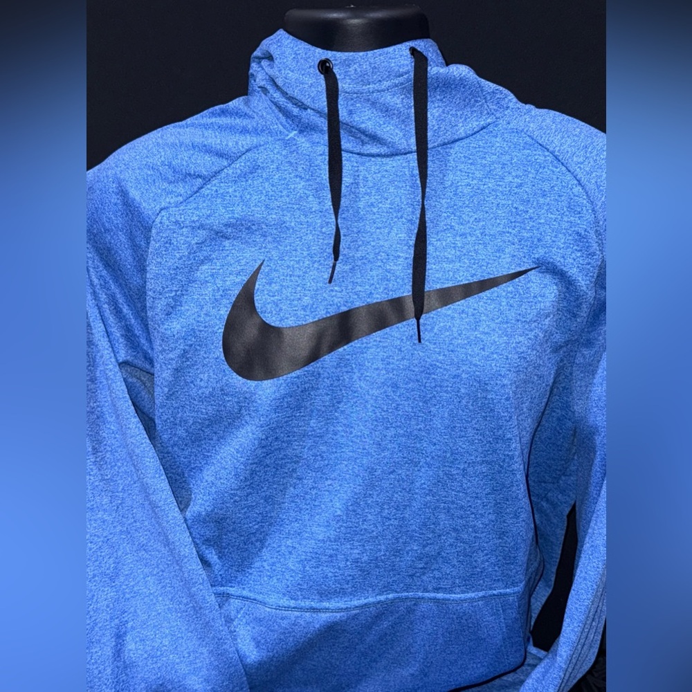 Nike Dri-Fit Blue Heather Blue Pullover with Black Swoosh